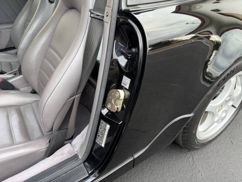 1993 Porsche 911 Carrera 2