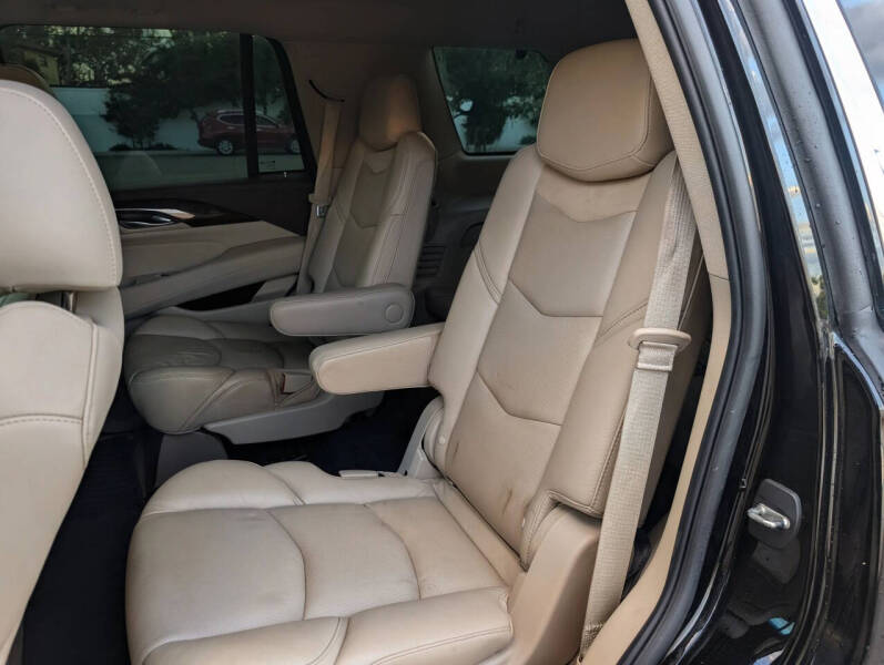 2017 Cadillac Escalade Premium Luxury