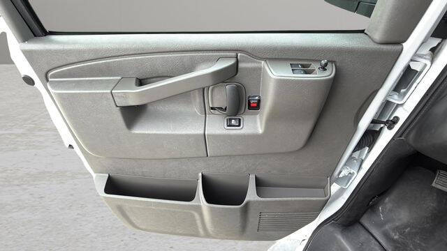 2024 GMC Savana 2500
