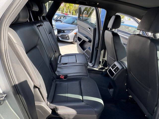 2021 Volkswagen Atlas Cross Sport V6 SE R-Line