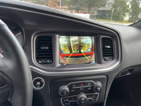 2017 Dodge Charger SXT