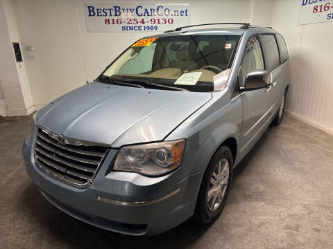 2008 Chrysler Town and Country for sale at Best Buy Car Co in Independence MO