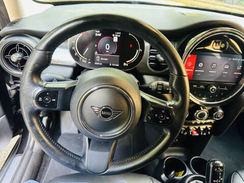 2022 MINI Hardtop 4 Door Cooper