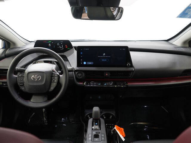 2025 Toyota Prius Plug-in Hybrid XSE