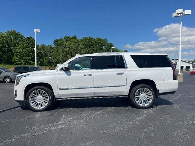 2017 Cadillac Escalade ESV 4