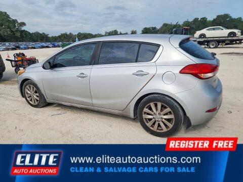 2015 Kia Forte5 EX
