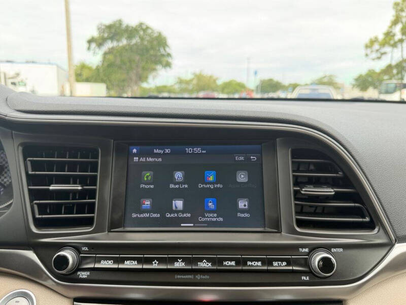2019 Hyundai Elantra
