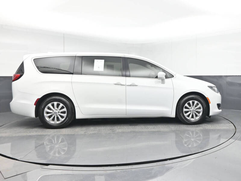 2018 Chrysler Pacifica Touring Plus