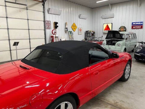 2002 Ford Thunderbird Deluxe