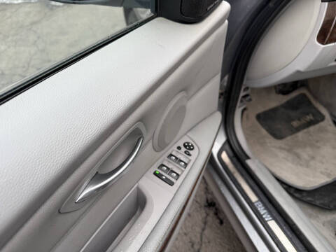 2011 BMW 3 Series 328i xDrive