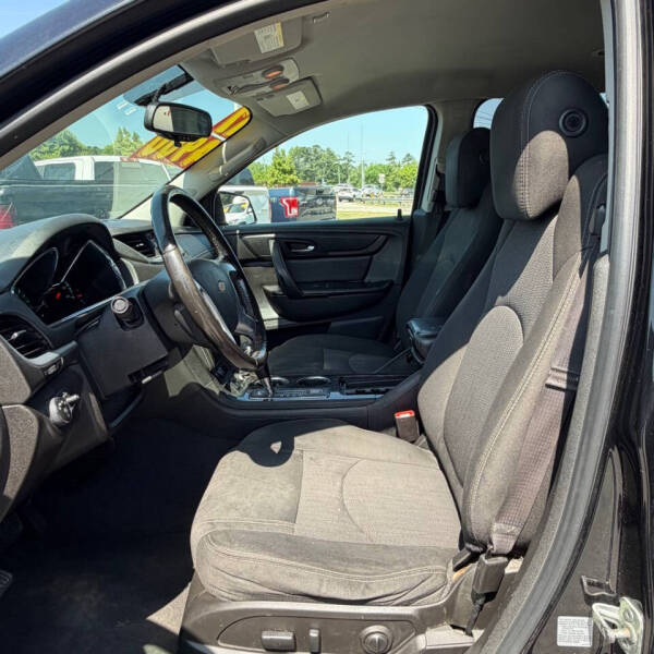 2017 Chevrolet Traverse LT