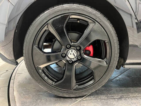 2017 Volkswagen Golf GTI S