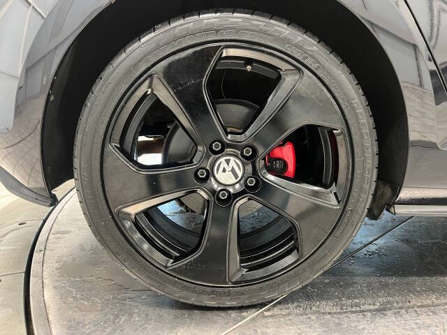 2017 Volkswagen Golf GTI S