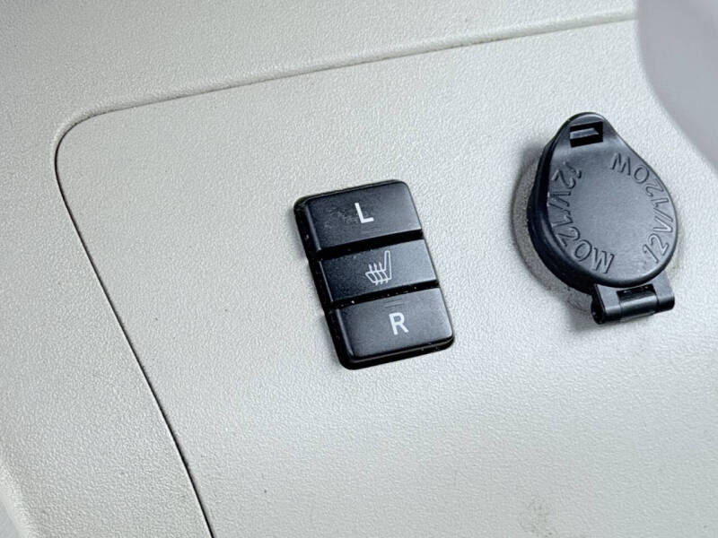 2010 Toyota Prius V