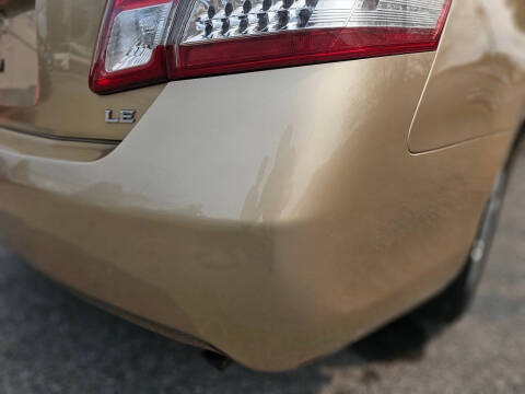 2011 Toyota Camry LE