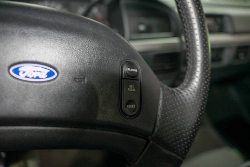 1993 Ford F-150 SVT Lightning