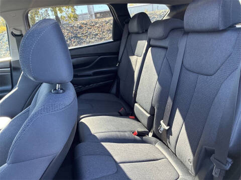 2023 Hyundai Santa Fe SE