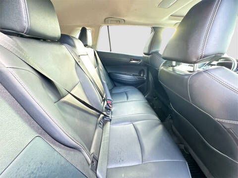 2024 Toyota Corolla Cross XLE