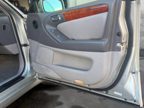 2000 Lexus GS 300