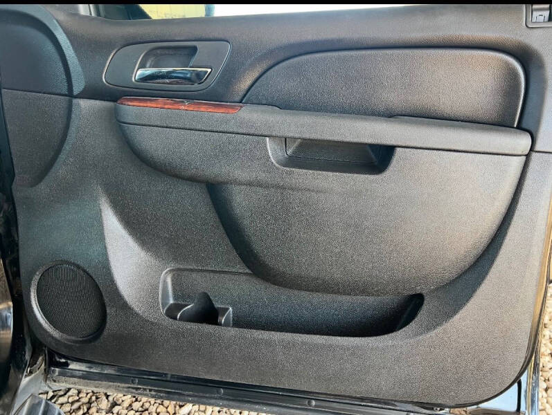 2011 Chevrolet Avalanche LT