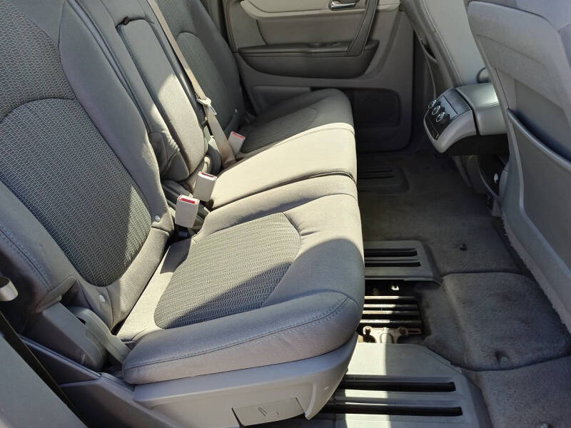 2014 Chevrolet Traverse LS