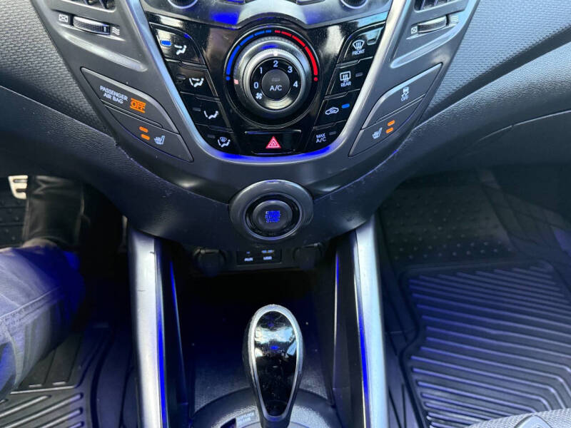 2016 Hyundai Veloster Turbo