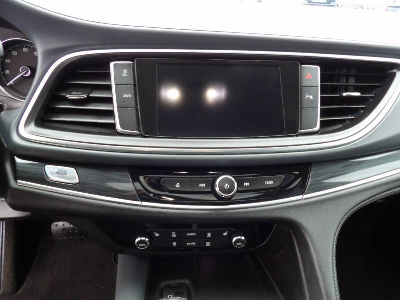 2020 Buick Enclave Essence