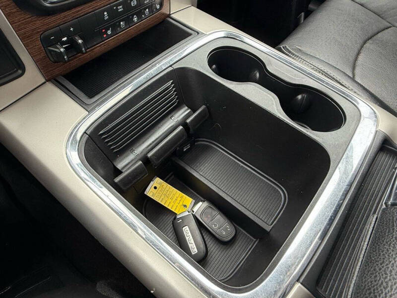 2016 RAM 3500 Laramie