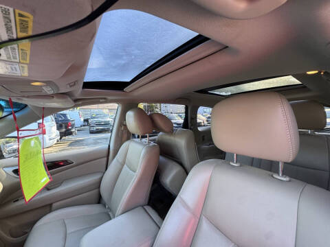 2014 Nissan Pathfinder SL