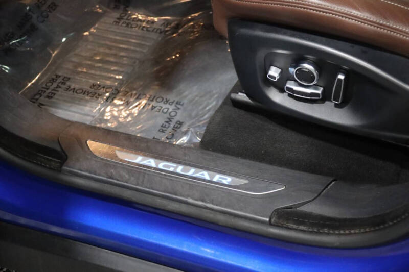 2019 Jaguar F-PACE S