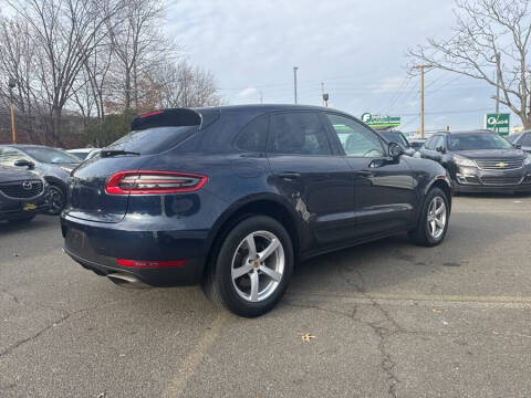 2017 Porsche Macan