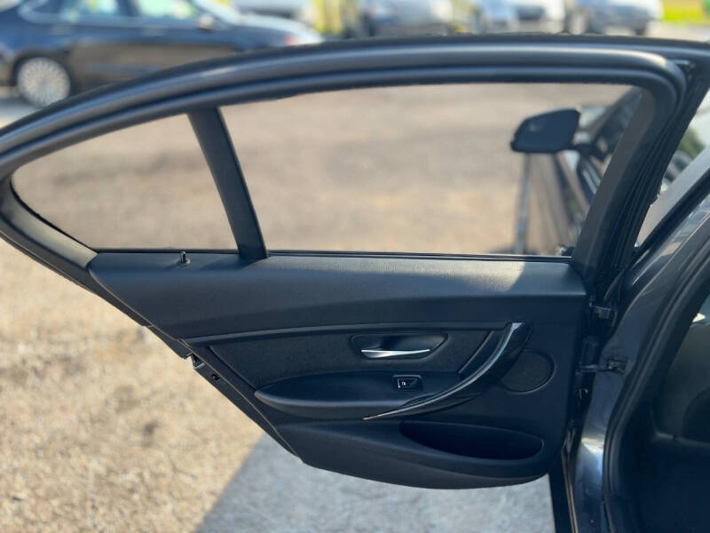 2018 BMW 3 Series 320i xDrive