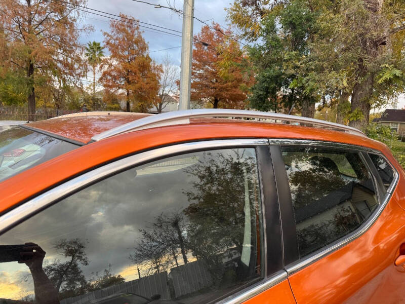 2017 Nissan Rogue Sport SV