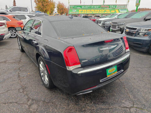 2018 Chrysler 300 Limited