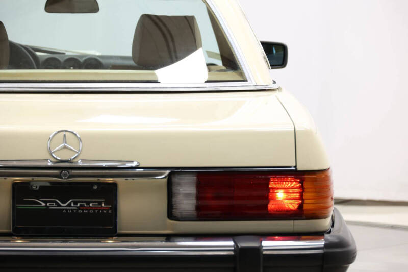 1984 Mercedes-Benz 380-Class 380 SL