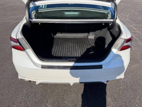 2022 Toyota Camry Hybrid XSE