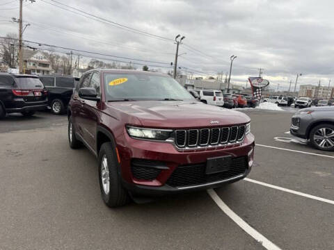 2023 Jeep Grand Cherokee Laredo