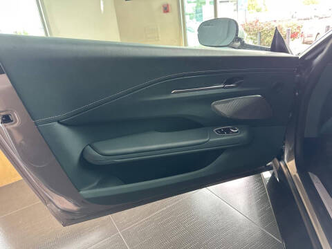 2025 Aston Martin Vantage