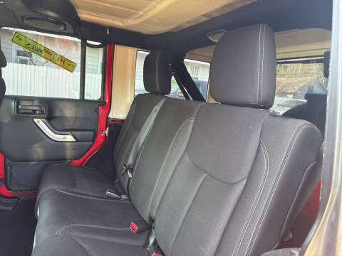 2013 Jeep Wrangler Unlimited Sahara