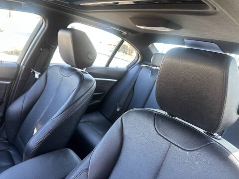 2018 BMW 3 Series 330i