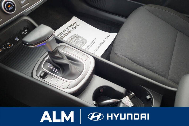 2026 Hyundai Kona SE