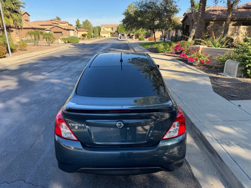 2017 Nissan Versa 1.6 S Plus