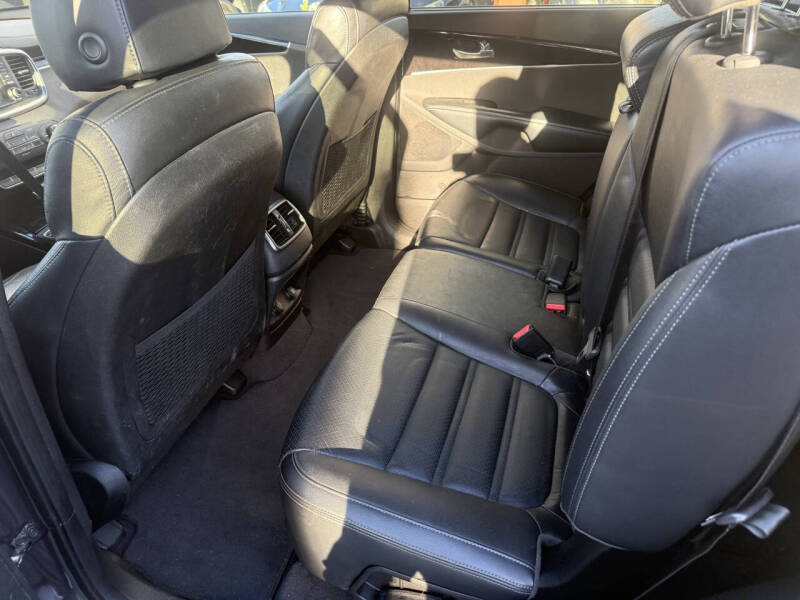 2018 Kia Sorento EX V6