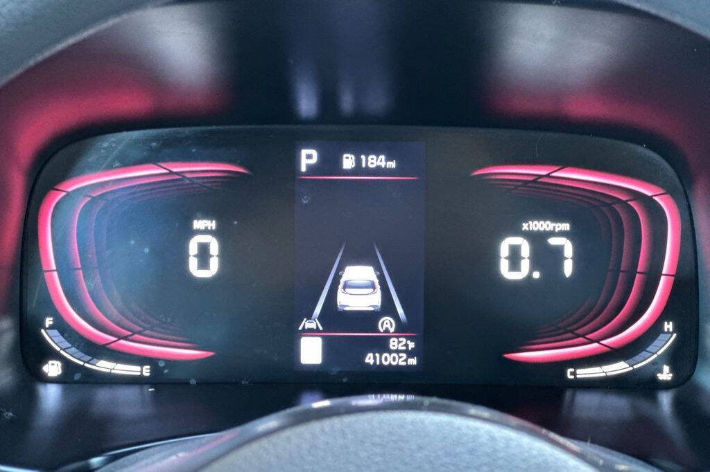 Red 2023 Kia Soul LX LX 4dr Crossover 2