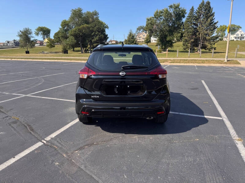 2024 Nissan Kicks SV