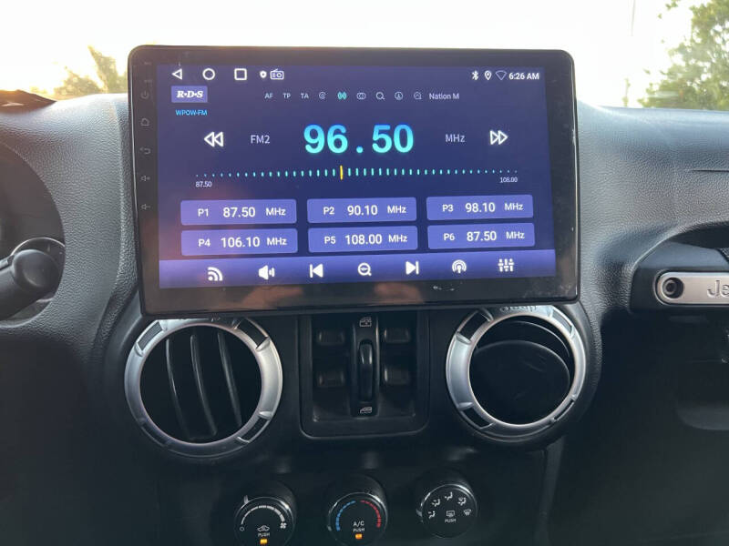 2013 Jeep Wrangler Unlimited Sahara