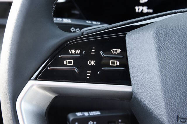 2025 Audi Q5 quattro Premium Plus TFSI