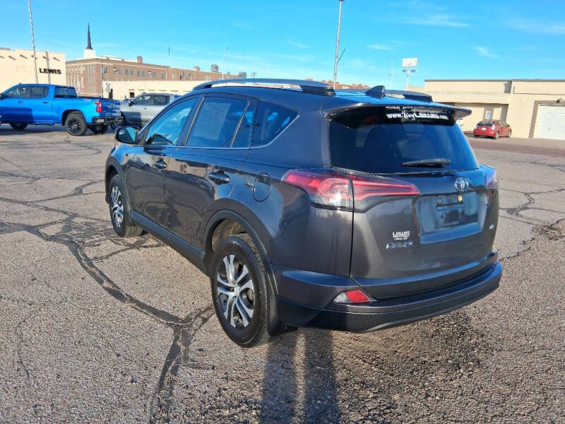 2018 Toyota RAV4 LE