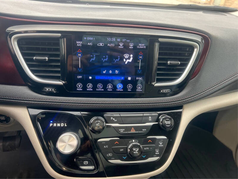 2017 Chrysler Pacifica Limited