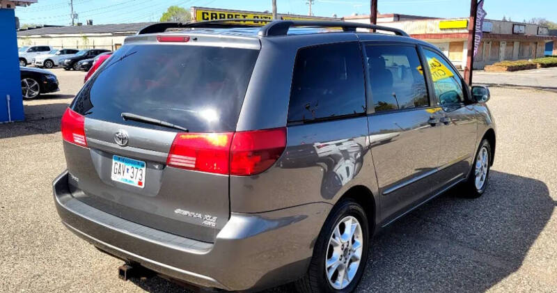 2004 Toyota Sienna XLE Limited 7 Passenger